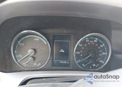 2016 Toyota Rav4 Hybrid Xle z USA, uszkodzony, nr VIN JTMRJREV3GD037706